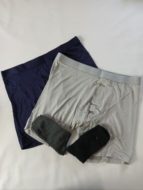 New Boxhero Set of 2- 2XL Boxer Briefs And 2 Pairs Of Socks